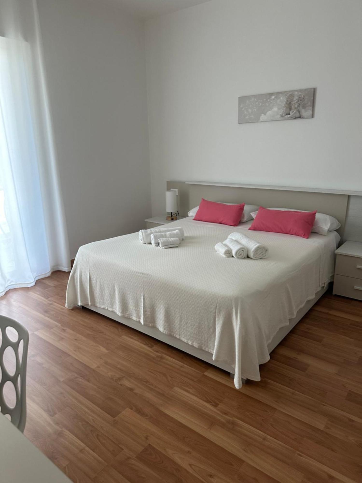 Bnb Nuova Vita Paola Exterior photo