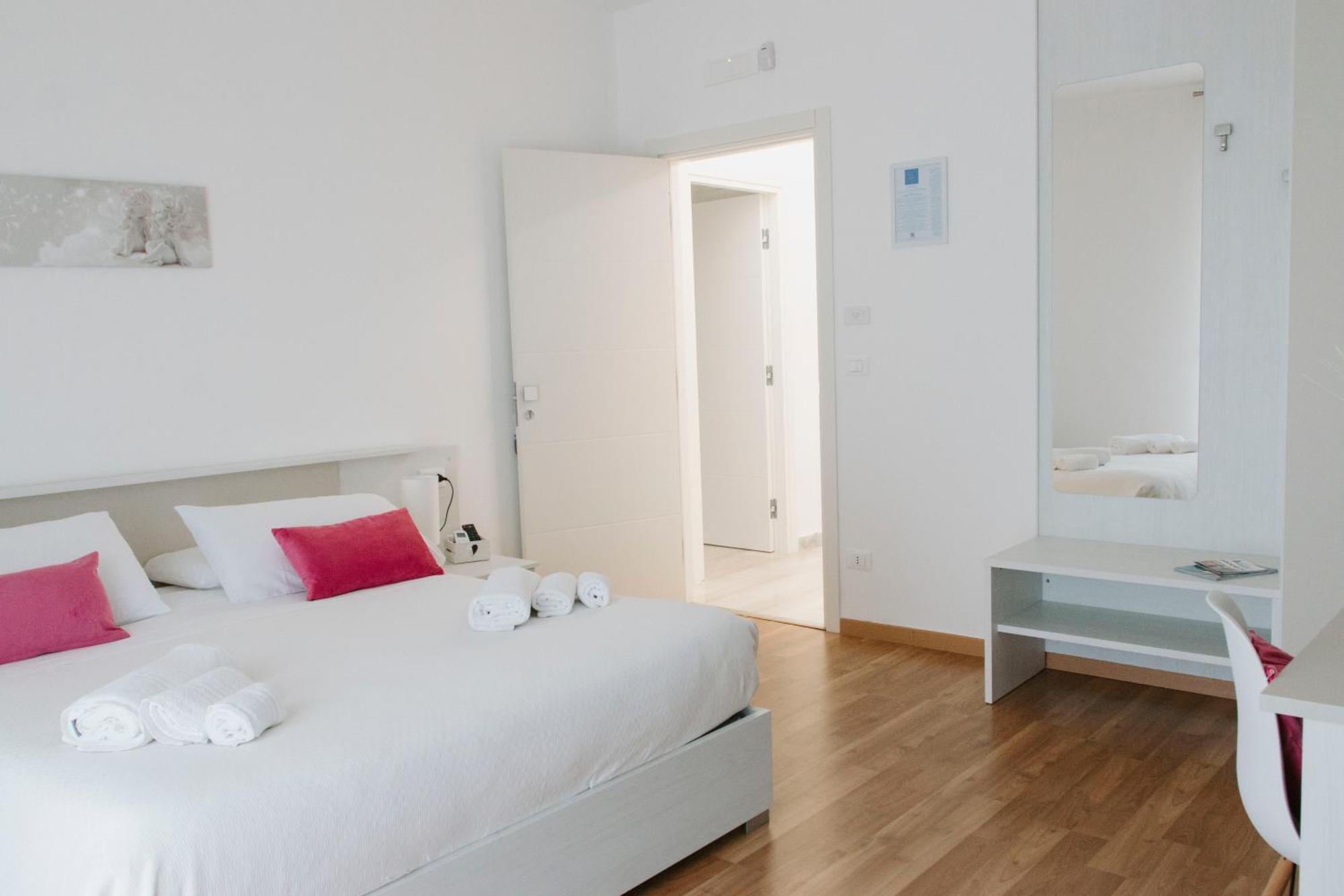 Bnb Nuova Vita Paola Exterior photo
